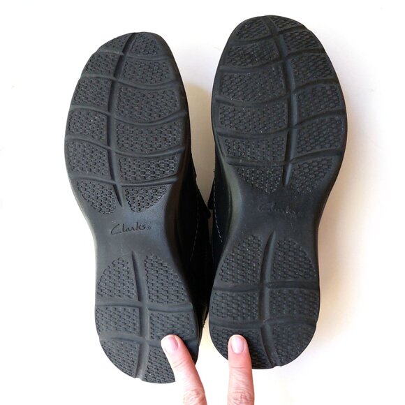 Mens Clarks Black Leather Loafers Slip-on Shoes Size 11 - Picture 6 of 7